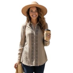 LoveStitch Women's Large Shirt Button Up Embroidered Long Sleeve Wrinkled Effect